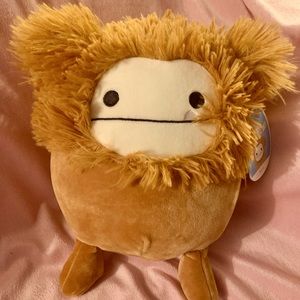 Benny Bigfoot squishmallow